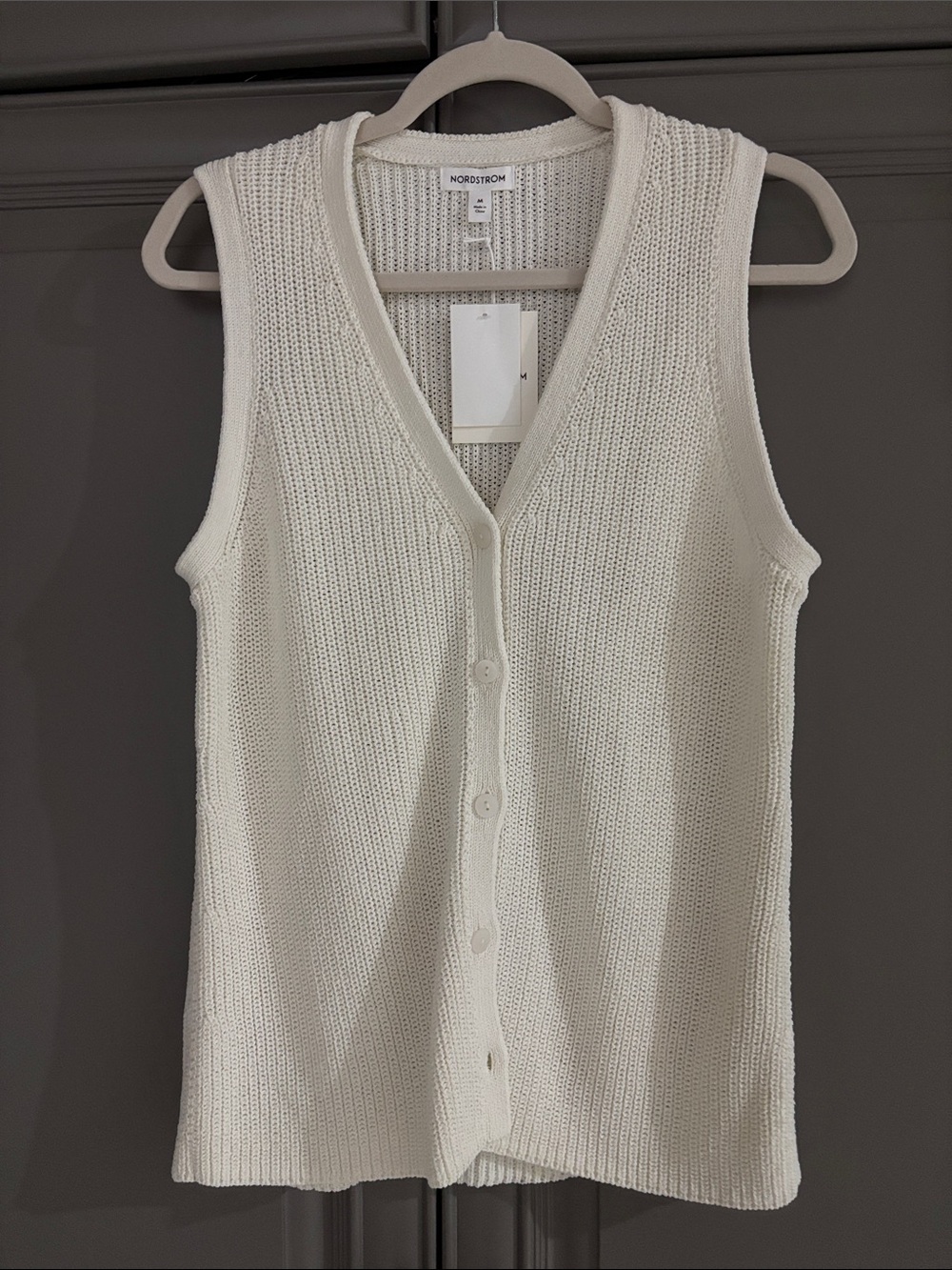 Nordstrom Cream Sleeveless V-Neck Button-Front Knit Vest
